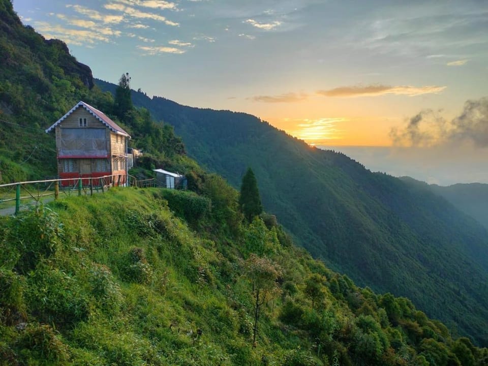 Chimney Farmstay Chalet in West Bengal