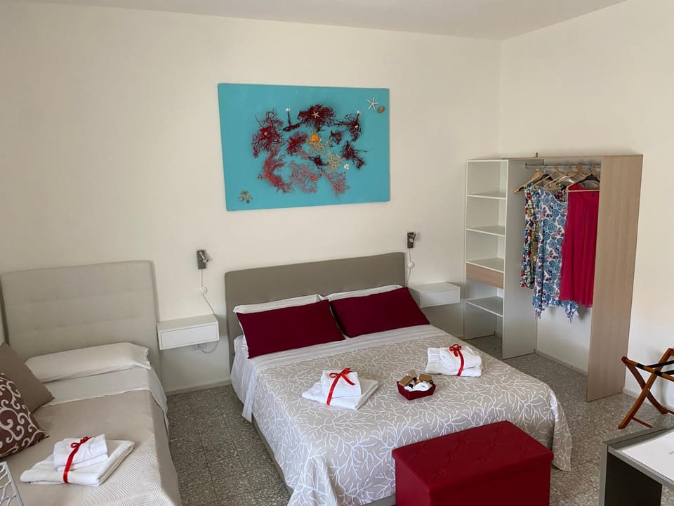 Bed, Photo of the whole room