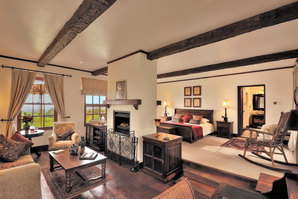Seating area, Bedroom