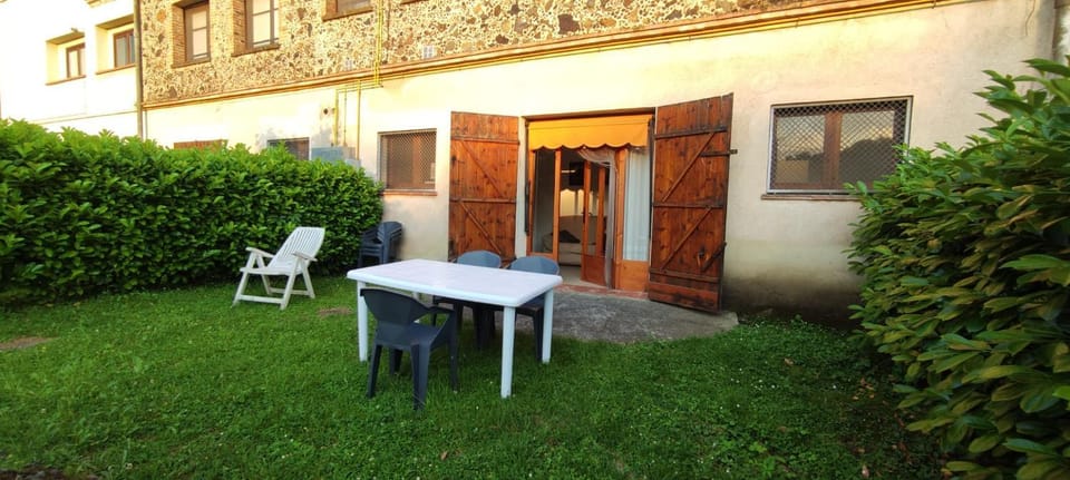Property building, Garden, Garden view