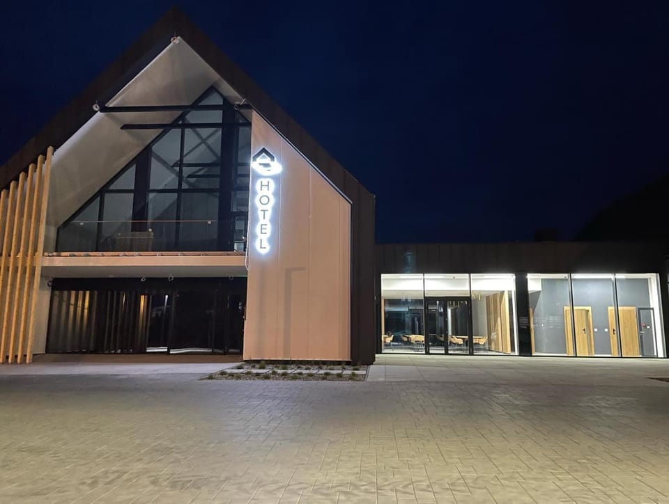 Property building, Facade/entrance