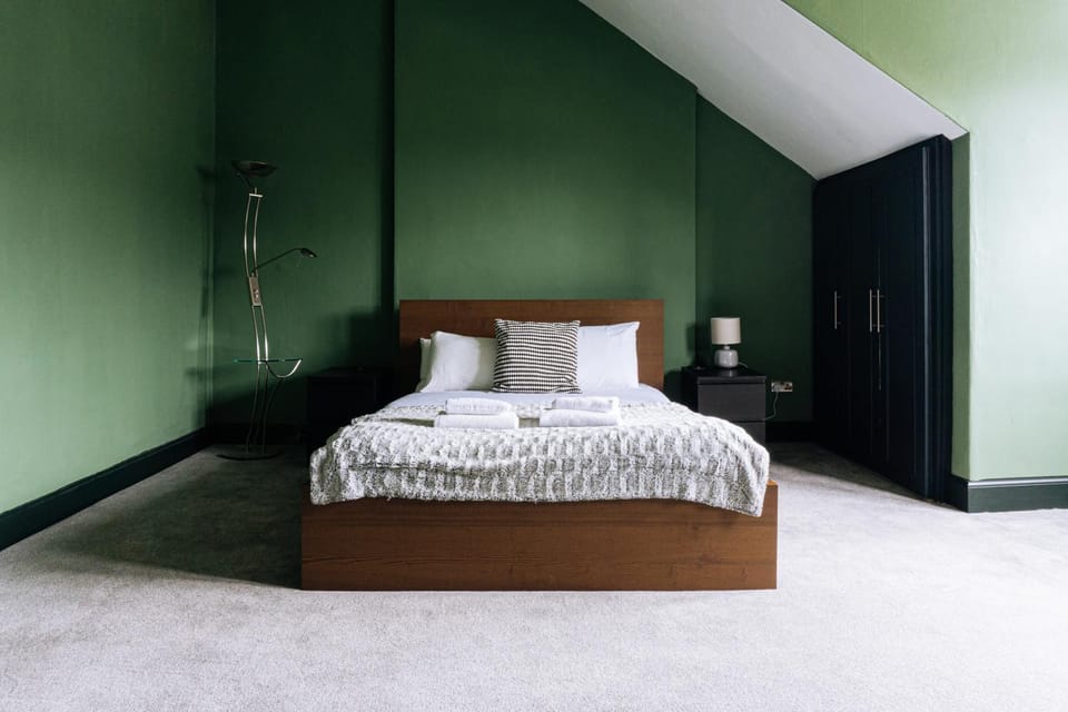 Grade A listed 2 Bedroom In Edinburgh Apartment in Edinburgh