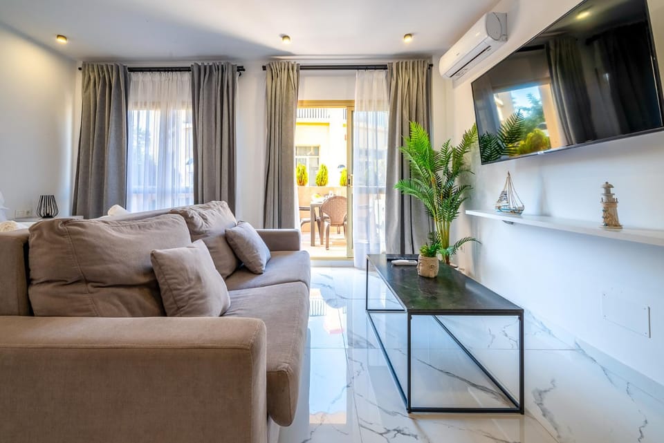OleHolidays 601 Romana Playa junto al mar Apartment in Marbella