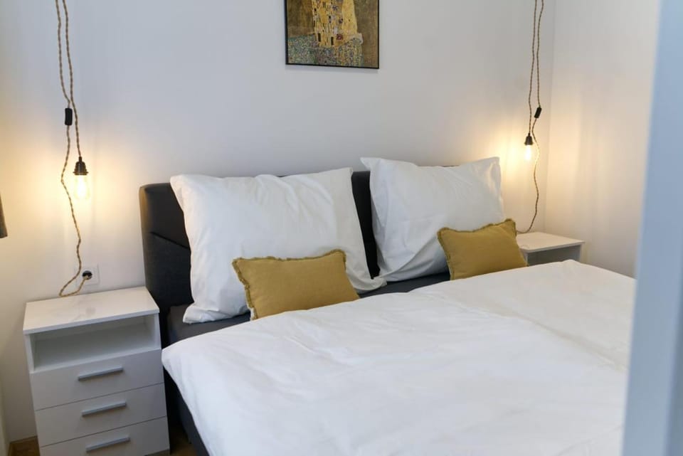 AAA All About Apartments - Schönbrunn Apartment hotel in Vienna