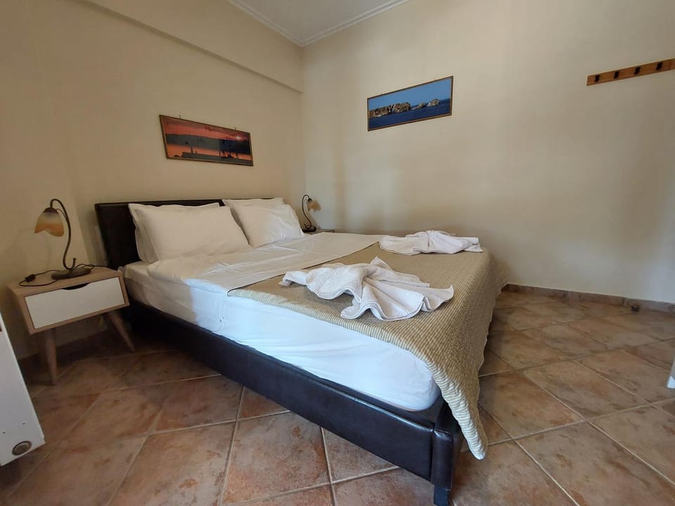 Petrino guesthouse Gialova Apartment in Messenia