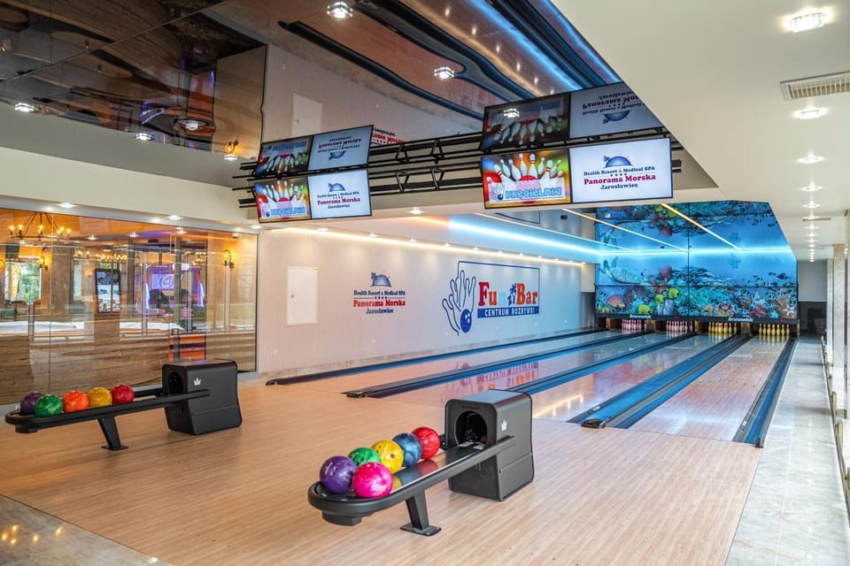 Bowling, Bowling, Evening entertainment