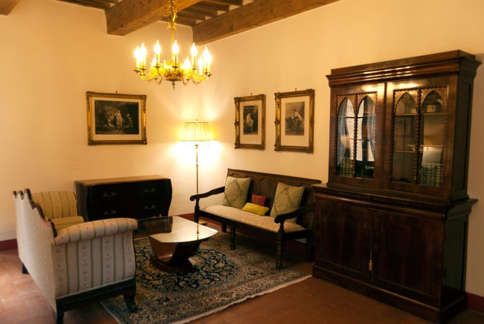Communal lounge/ TV room, Living room, Seating area, Internal: Not applicable to any particular room