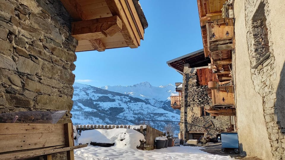 Bourg Saint Maurice Les Arcs - maisonnette grand confort dans charmant village de montagne ! Chalet in Bellentre