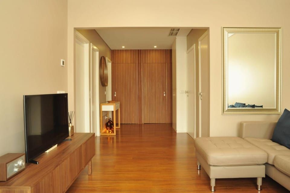 Communal lounge/ TV room, Living room, Seating area