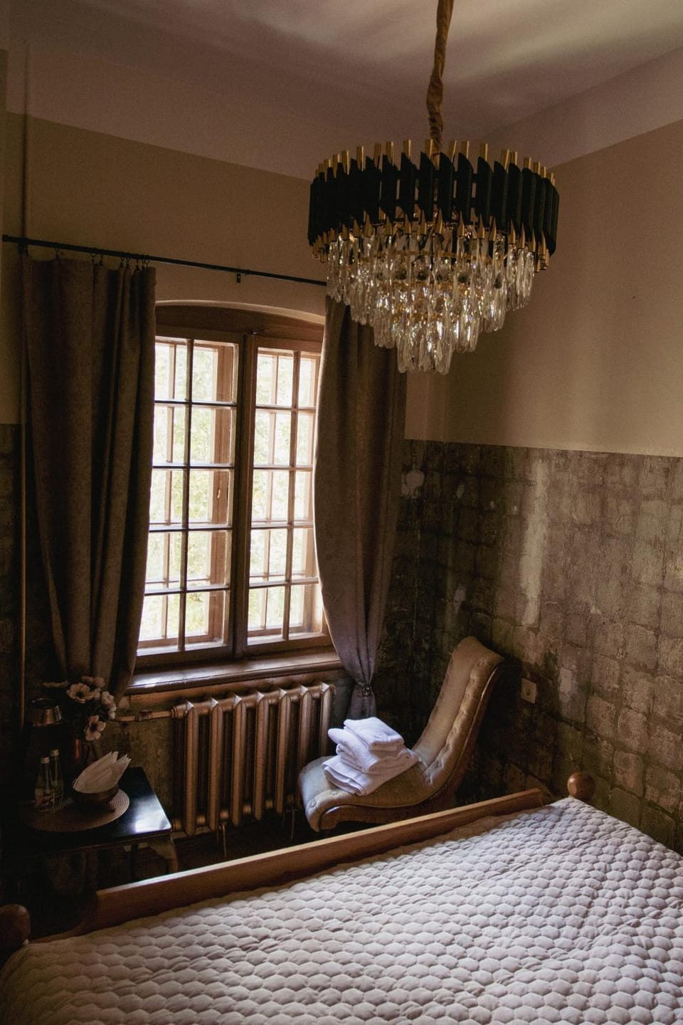 Seating area, Bedroom