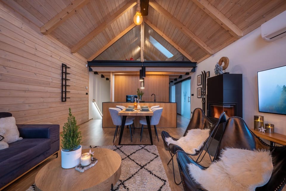 Living room, Dining area, kitchen