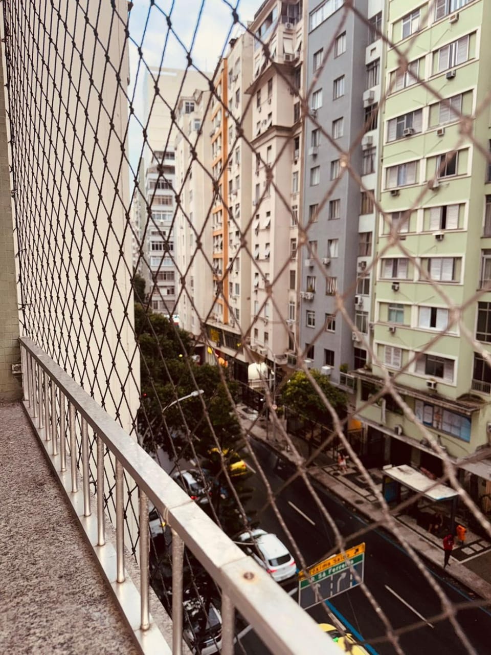 EXCELENTE AP QUARTO E SALA aceito 5 PESSOAS POSTO 6 COPA AO LADO DA DELEGACIA 13 DP Apartment in Rio de Janeiro