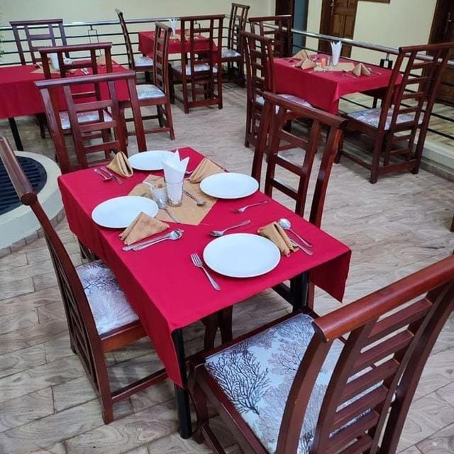Restaurant/places to eat, Dining area