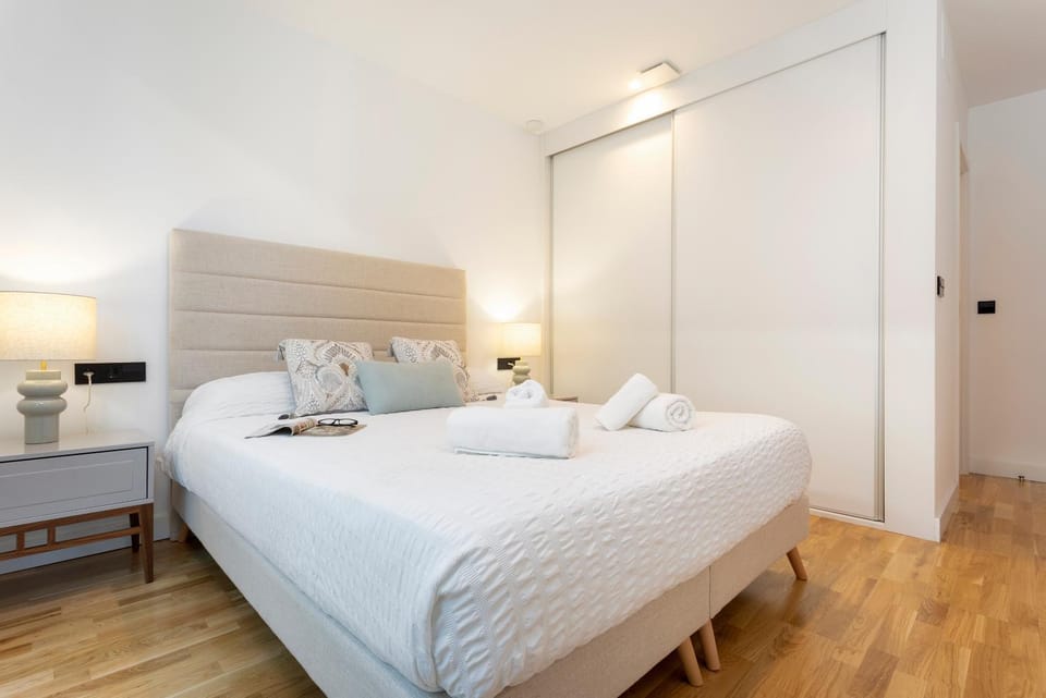 Bedroom, wardrobe