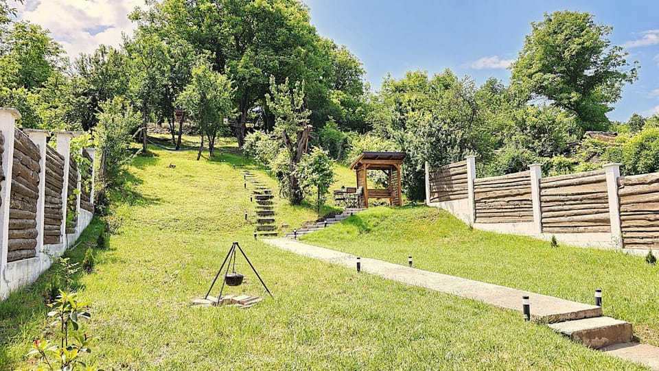 Garden, Garden view
