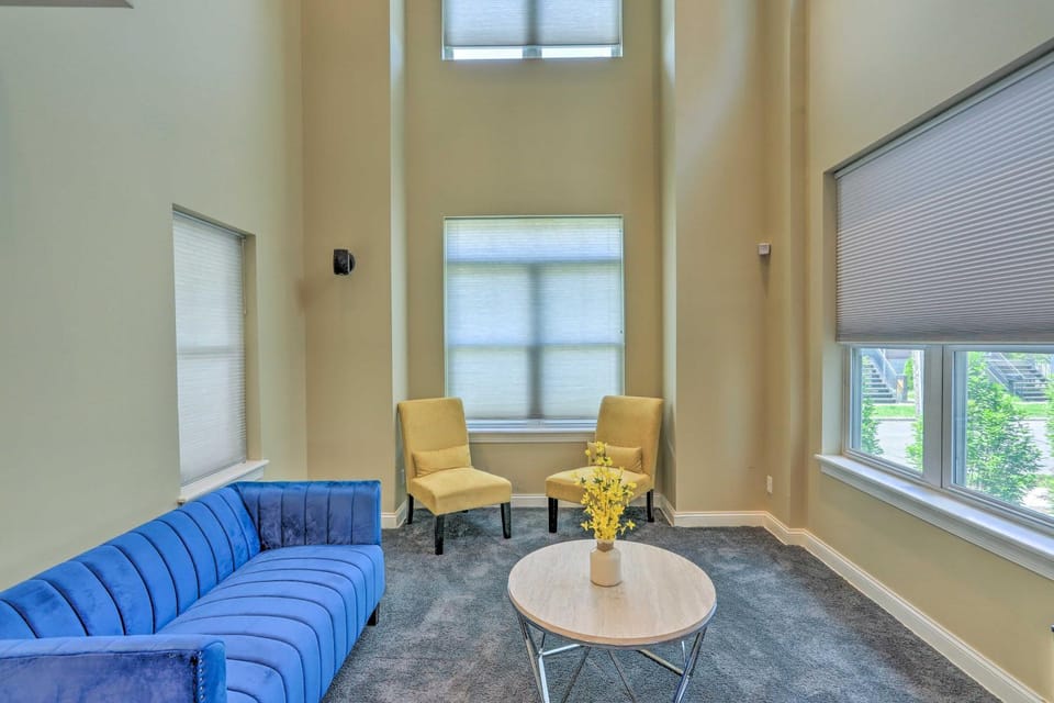 Central Cleveland Gem w/ Direct Skyline View! House in Cleveland Heights
