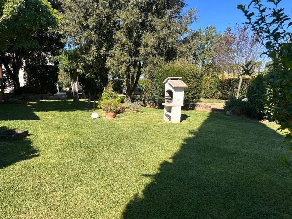 BBQ facilities, Garden
