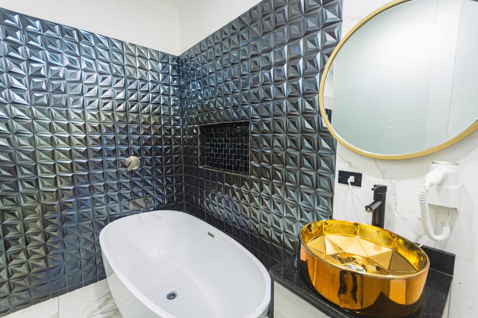Bathroom, Bath