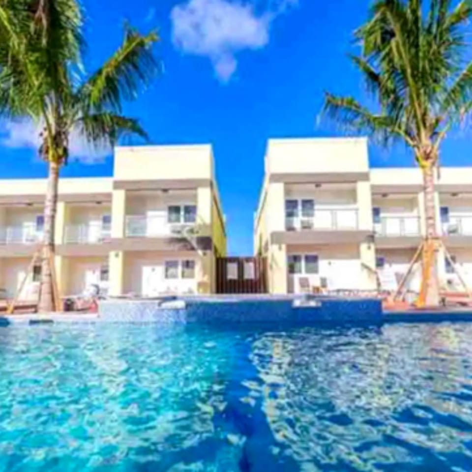 Swimming pool, Swimming pool