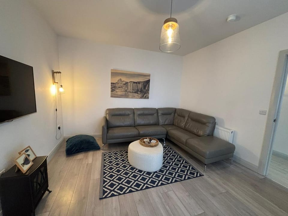 Fabulous Portstewart Modern Seaside House NITB Apartment in Portstewart