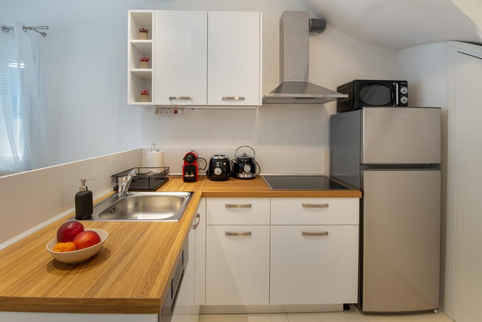 Casa Rossa e Verde by All About Paxos Apartment in Gaios