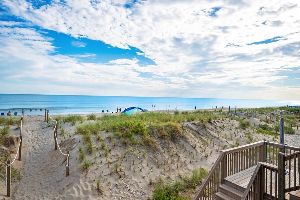 A Pirates Paradise by Oak Island Accommodations House in Oak Island