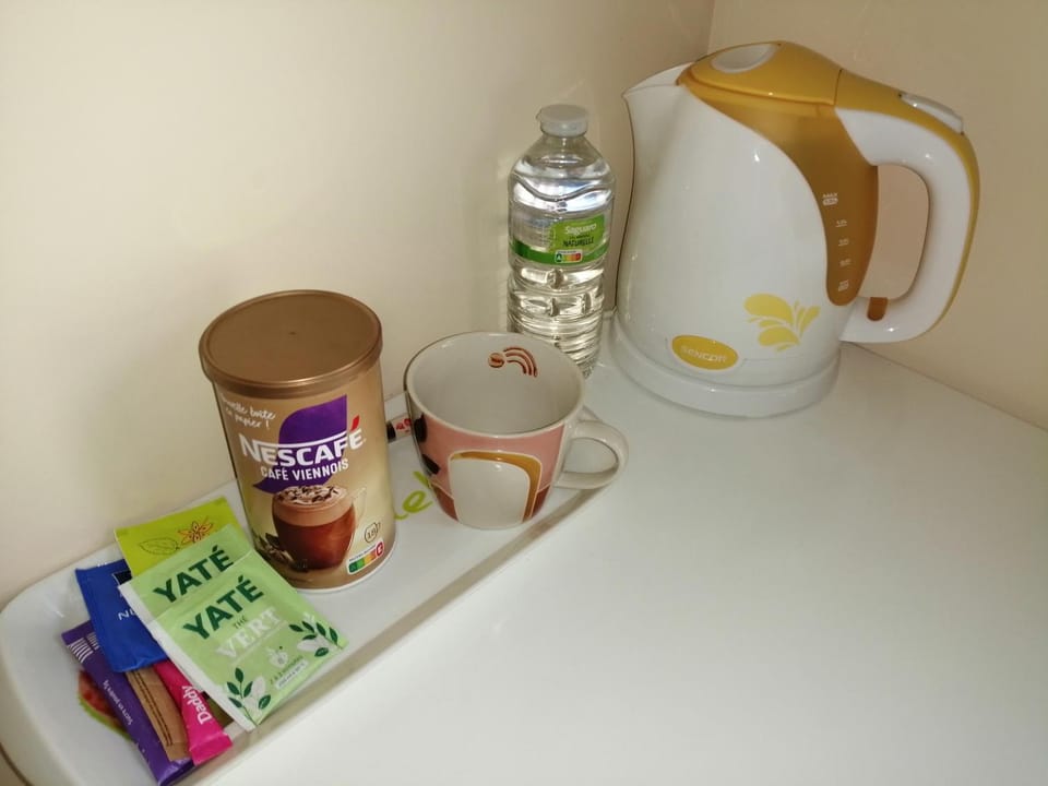 Coffee/tea facilities, Internal: Not applicable to any particular room