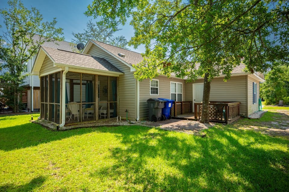 A Lucky Break by Oak Island Accommodations House in Oak Island