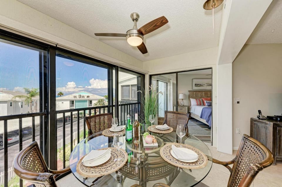 Edit Liddies Place Sun Plaza West 209 House in Holmes Beach