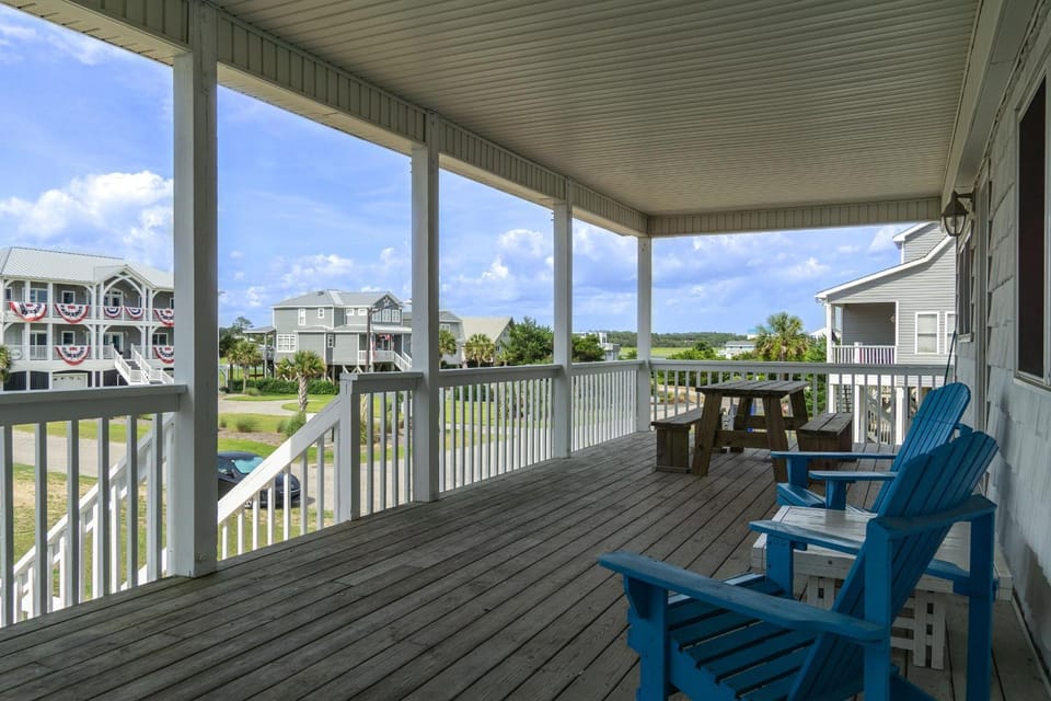 A Little R&R by Oak Island Accommodations House in Oak Island