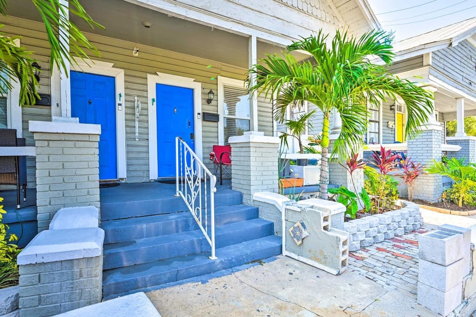 Updated Ybor City Duplex ~ 1/2 Mi to Seventh Ave! Apartment in Tampa