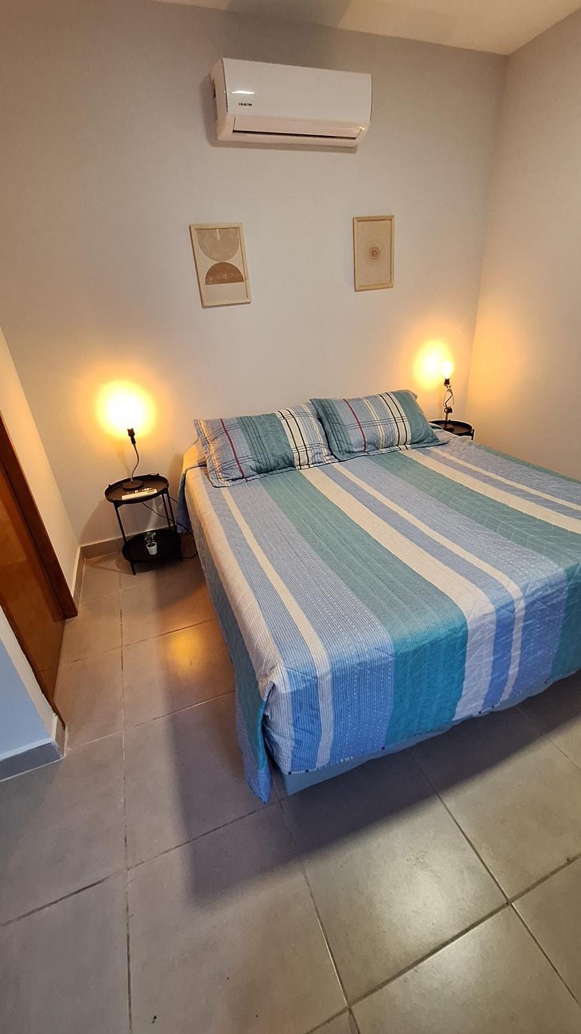 Bed, Bedroom, air conditioner