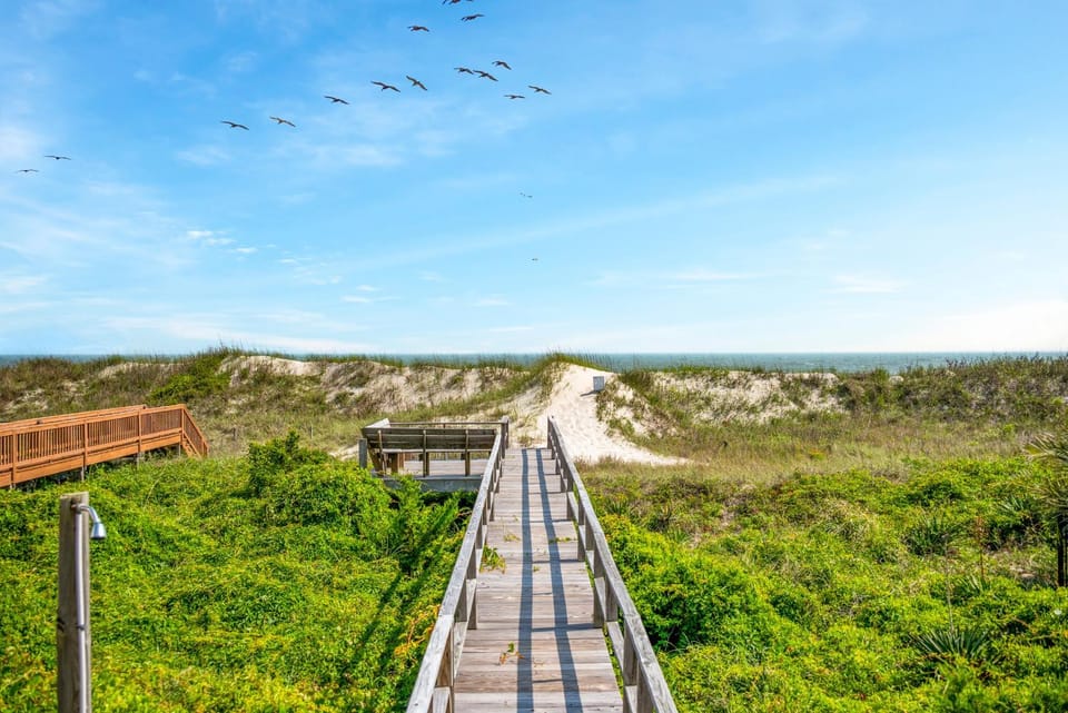 Beach Walkers by Oak Island Accommodations House in Oak Island