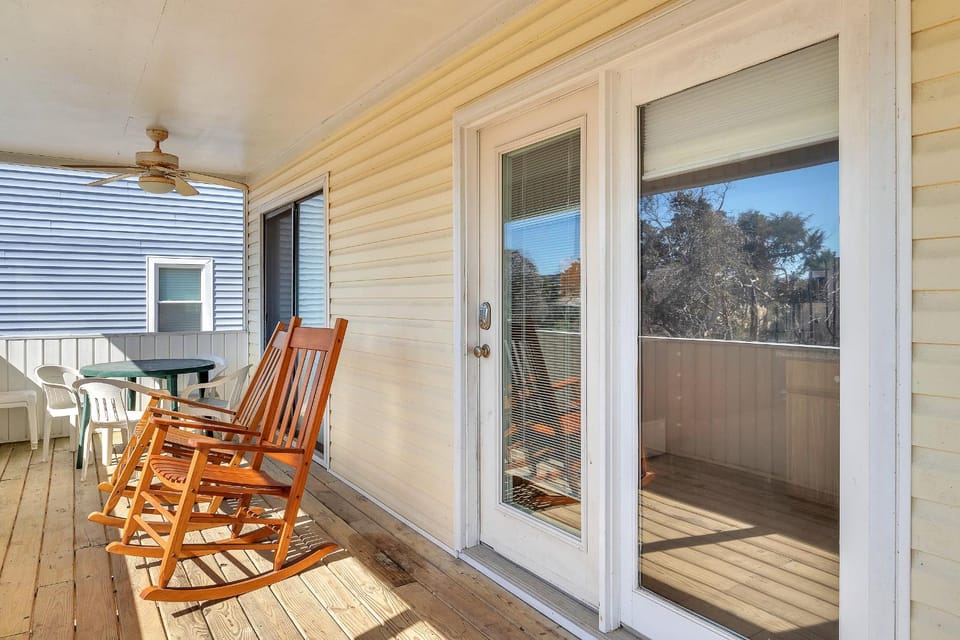 Beach Power by Oak Island Accommodations House in Oak Island