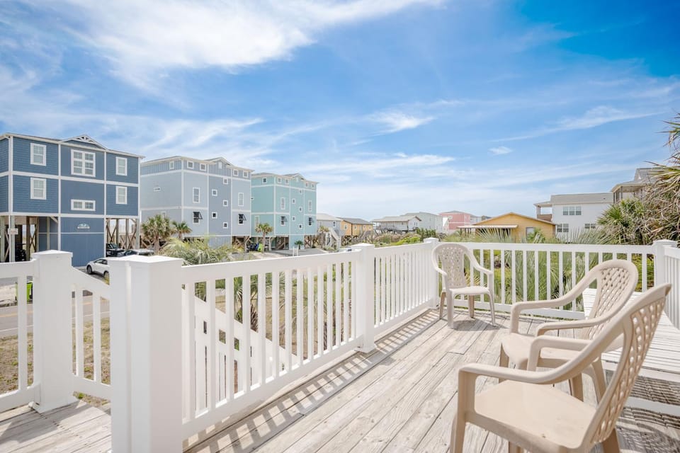 Beach Joy by Oak Island Accommodations House in Oak Island
