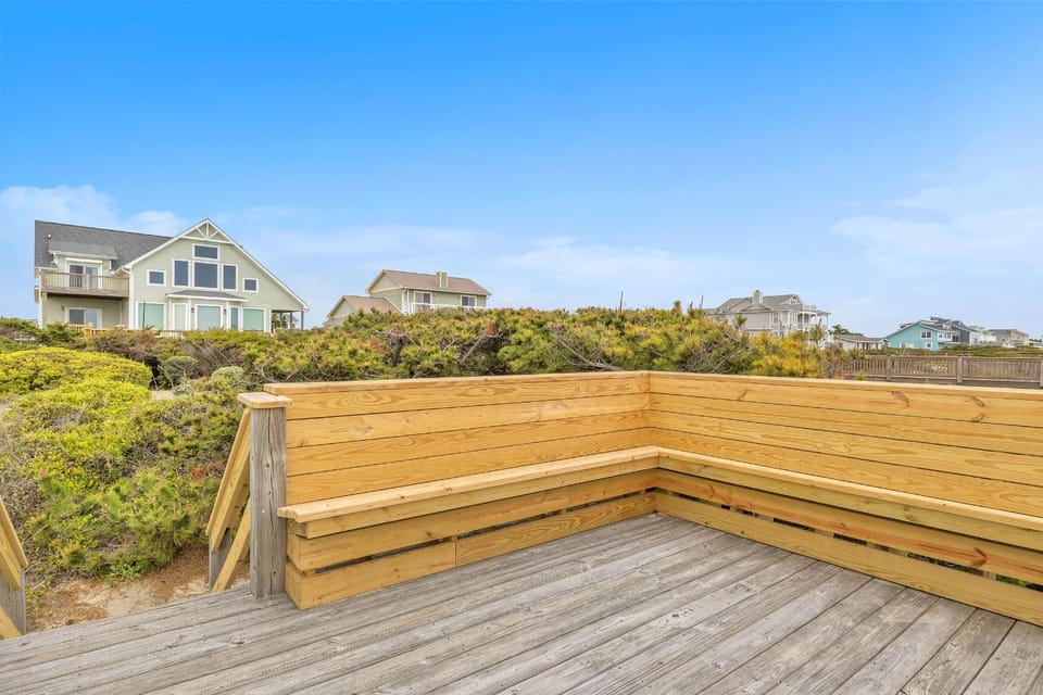 Azohva by Oak Island Accommodations House in Caswell Beach