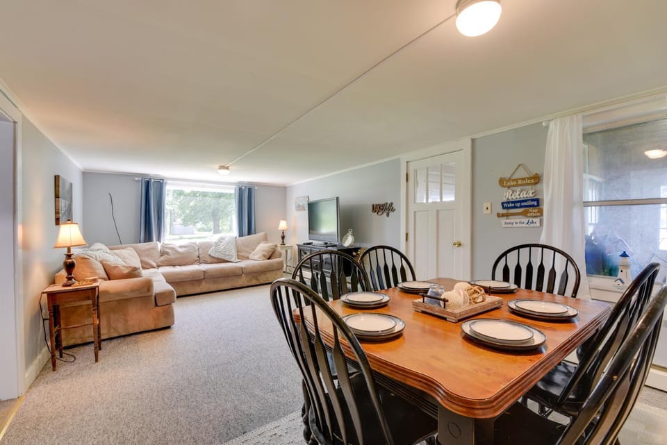 Lakefront Retreat w/ Shared Dock & Fire Pit! House in Alburg