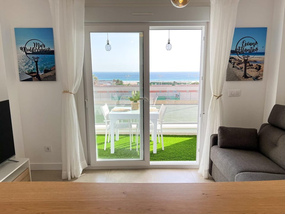 Living room, Sea view