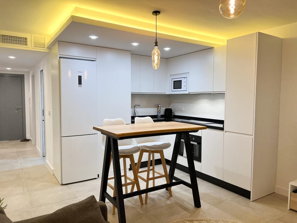 Kitchen or kitchenette, minibar, kitchen, kitchen