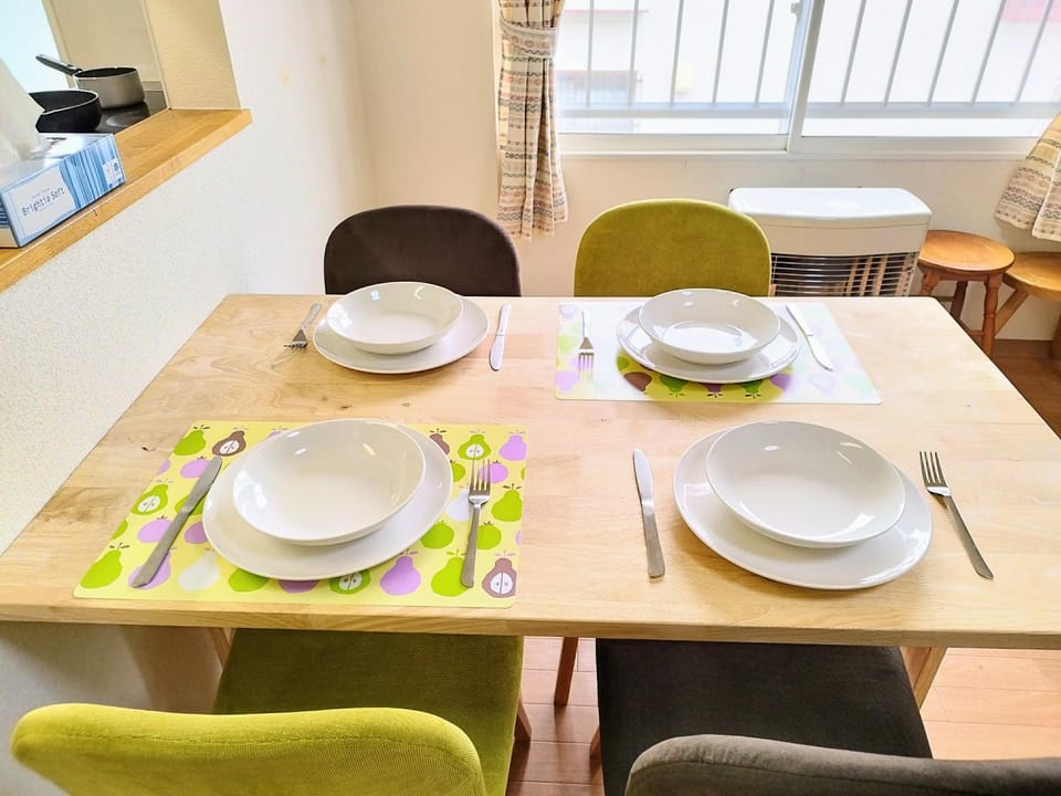 Restaurant/places to eat, Dining area