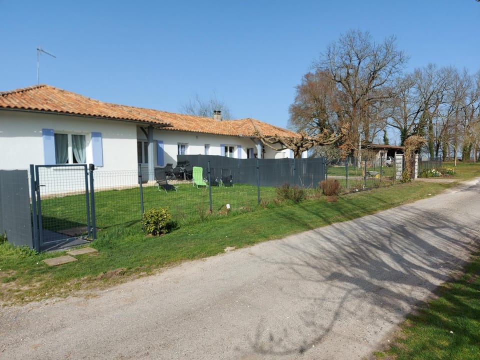 Au coeur de la nature Les cocottes House in Nouvelle-Aquitaine