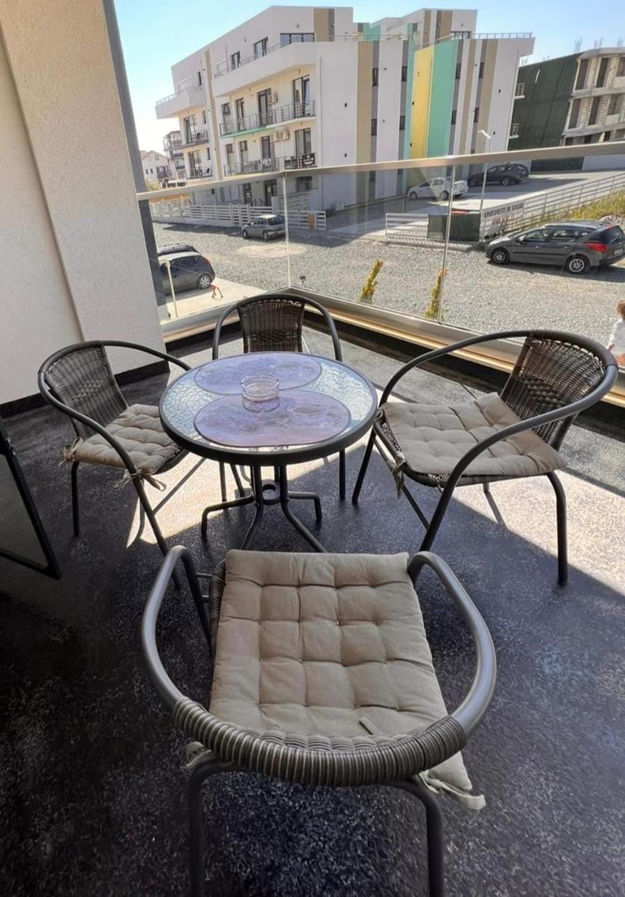 View (from property/room), Balcony/Terrace, Seating area