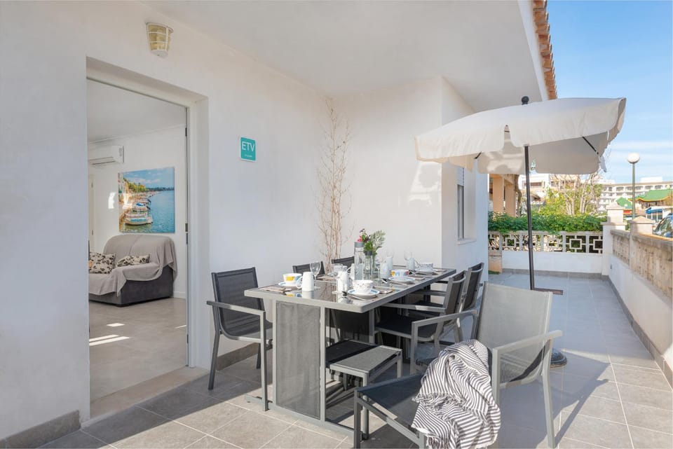 Balcony/Terrace, Dining area