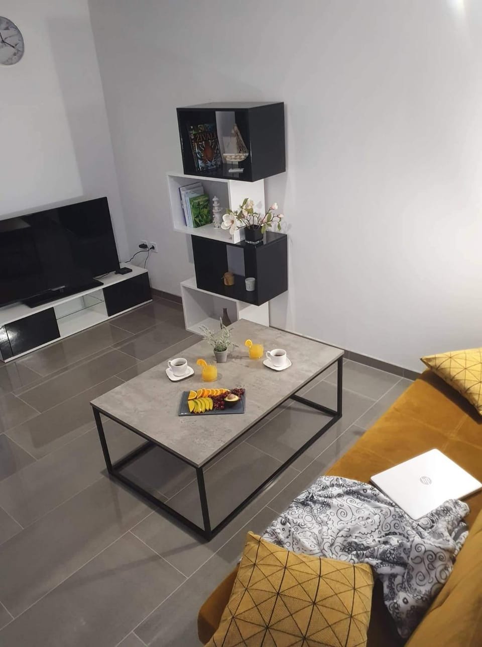 TV and multimedia, Dining area