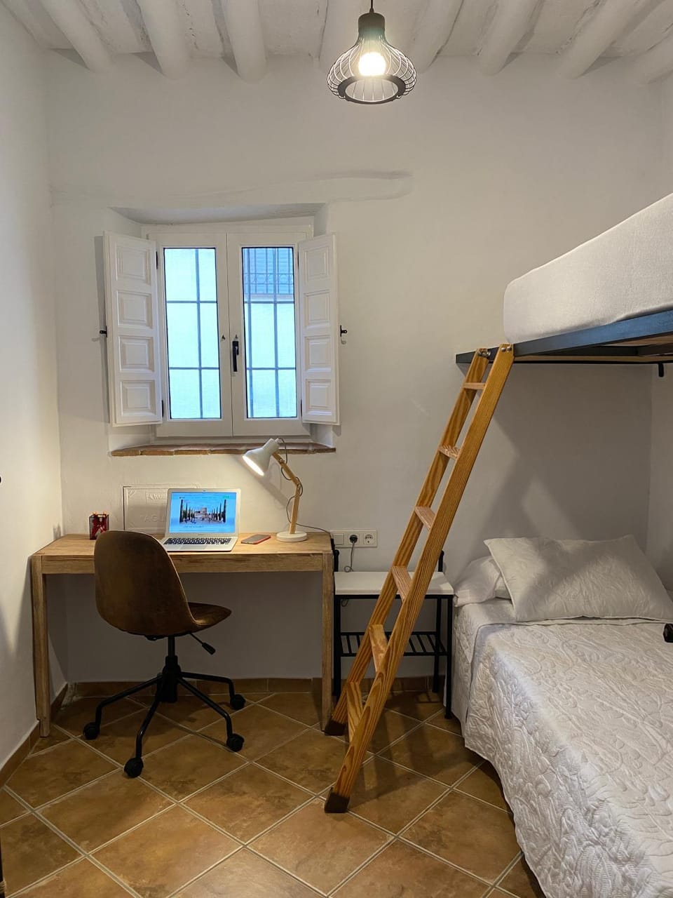 bunk bed