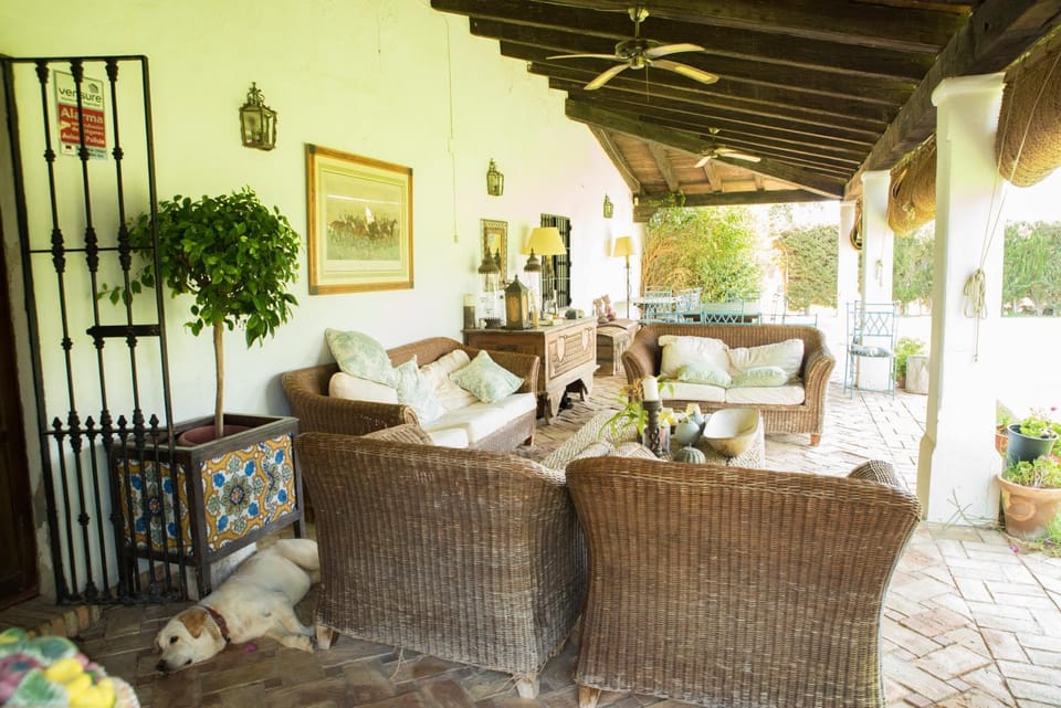 Seating area