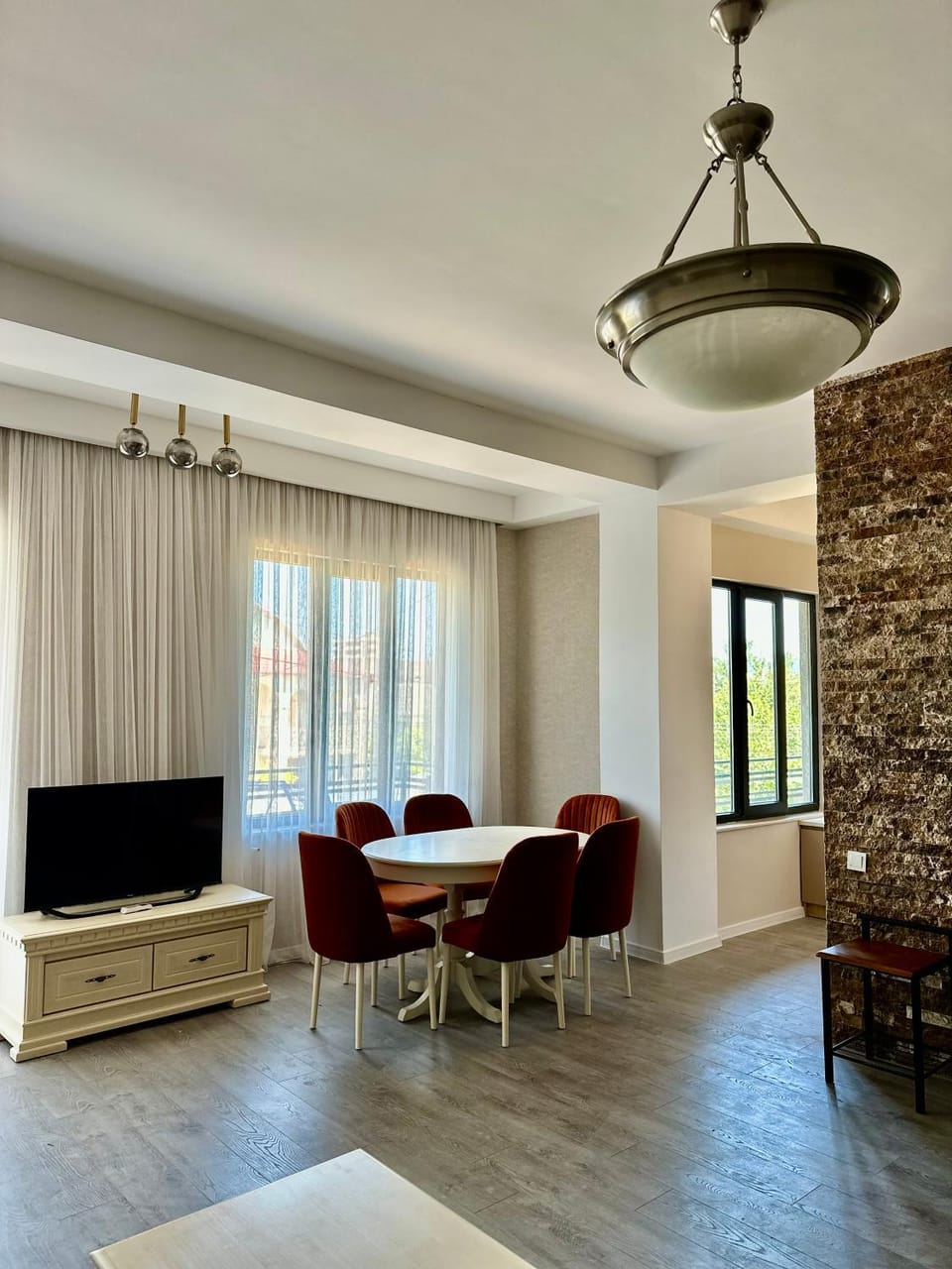 Communal lounge/ TV room, Living room, Seating area
