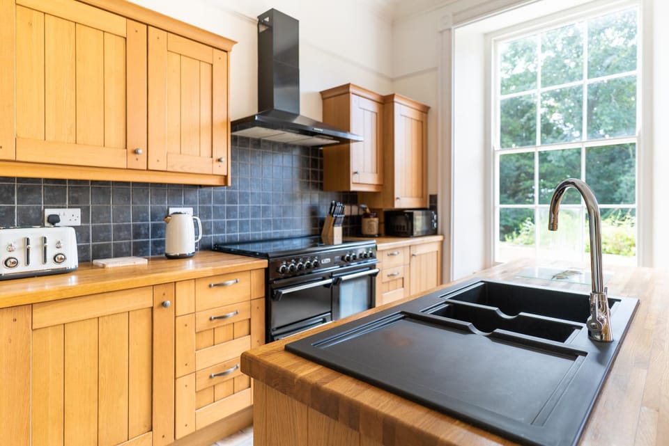 Coffee/tea facilities, Kitchen or kitchenette, dishwasher, minibar, pet friendly, stove, toaster