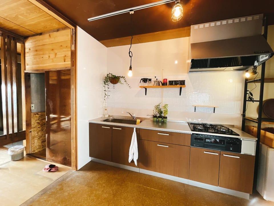 Kitchen or kitchenette