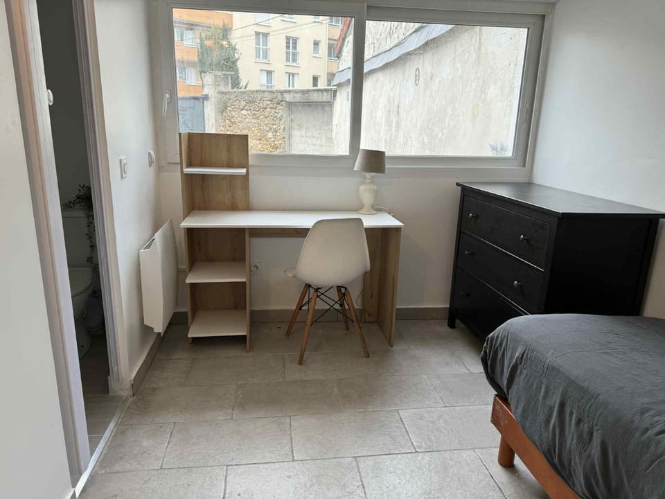 Appart 4 chambres, 3 SDB, avec parking privé Apartment in Île-de-France